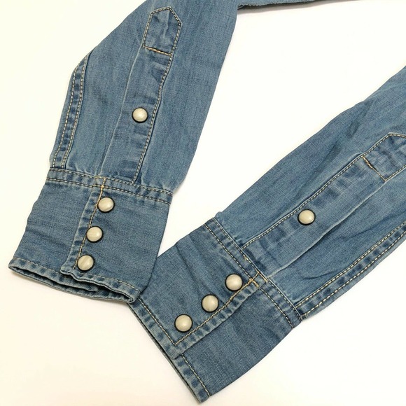 NEW DSTLD Blue Denim Long Sleeve Pearl Snap Shirt in Light Vintage Sz S MSRP $75 - Picture 7 of 9